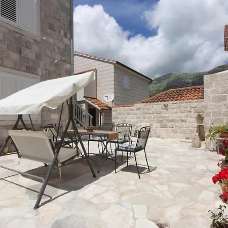Micika - Comfort Studio With Balcony And Sea View Apartment