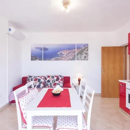 Micika - Comfort Studio With Balcony And Sea View